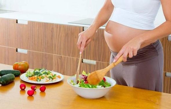 Dinh dưỡng đối với thai phụ bị thiếu máu