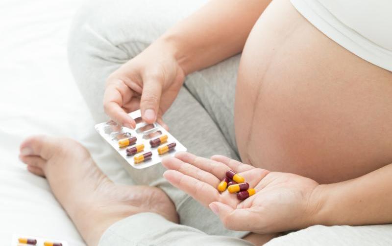 Các thuốc chống chỉ định trong thai kỳ, mẹ bầu cần nhớ