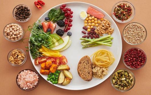 Chế độ dinh dưỡng cho phụ nữ mãn kinh, tiền mãn kinh