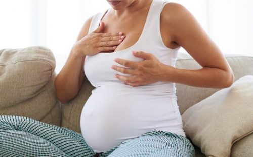 Chăm sóc vòng ngực đúng cách cho mẹ bầu 3 tháng cuối