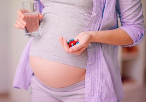 Một số điều mẹ bầu cần lưu ý khi dùng thuốc điều trị dạ dày