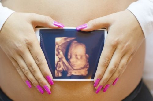 Những hoạt động thường ngày của thai nhi