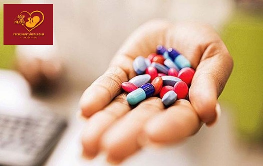 Vai trò của thuốc kháng sinh trong điều trị viêm lộ tuyến