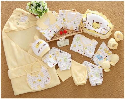 chuẩn bị đồ đi sinh cho bé