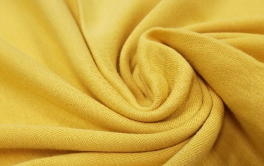 Mẹ bầu nên chọn trang phục từ chất liệu vải gì?