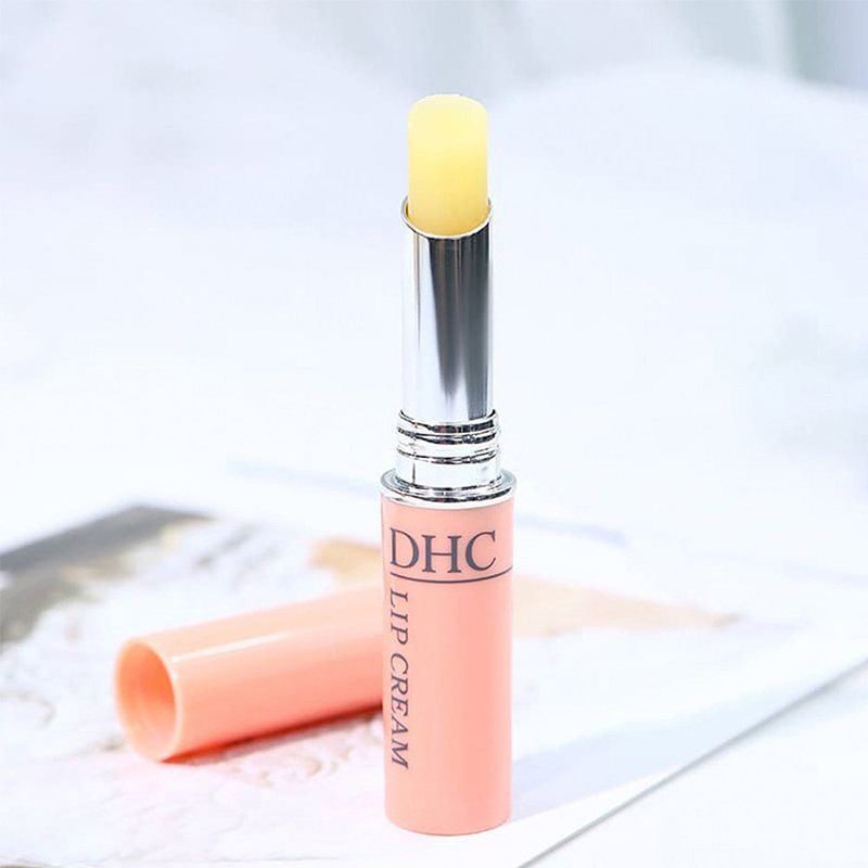 Son dưỡng DHC cho mẹ bầu