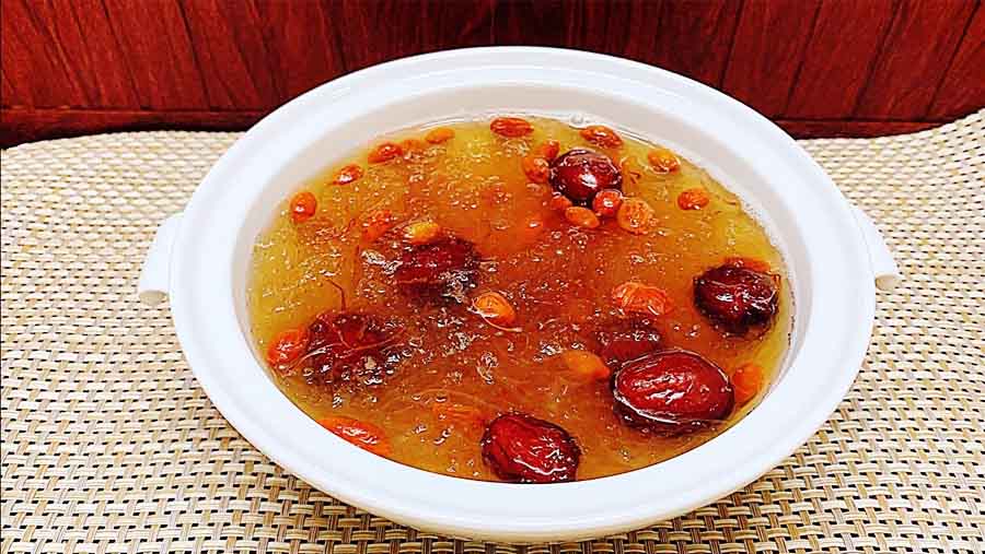 yến chưng táo đỏ
